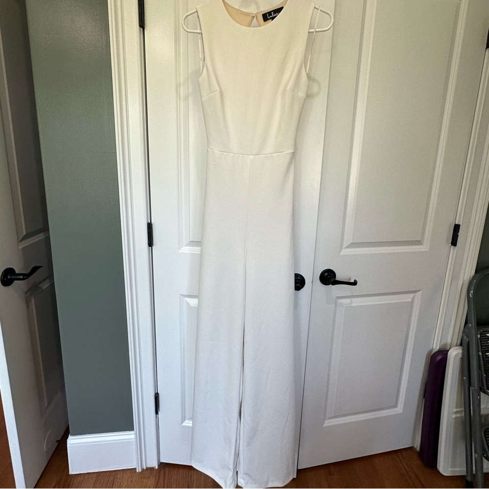 Lulu’s white jumpsuit